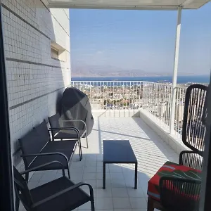 דירת גג נוף המפרץ 1105 אילת